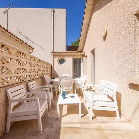 Le Patio De La - Comfortable One-bedroom Flat With Terrace In Valras-Plage